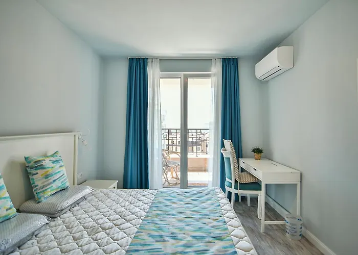 Chaika 203 فارنا