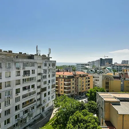 Апартамент Chaika 203 *